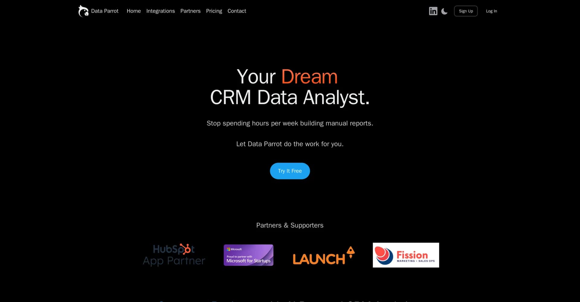 Data Parrot homepage screenshot — AI-powered CRM analytics for smarter business growth.