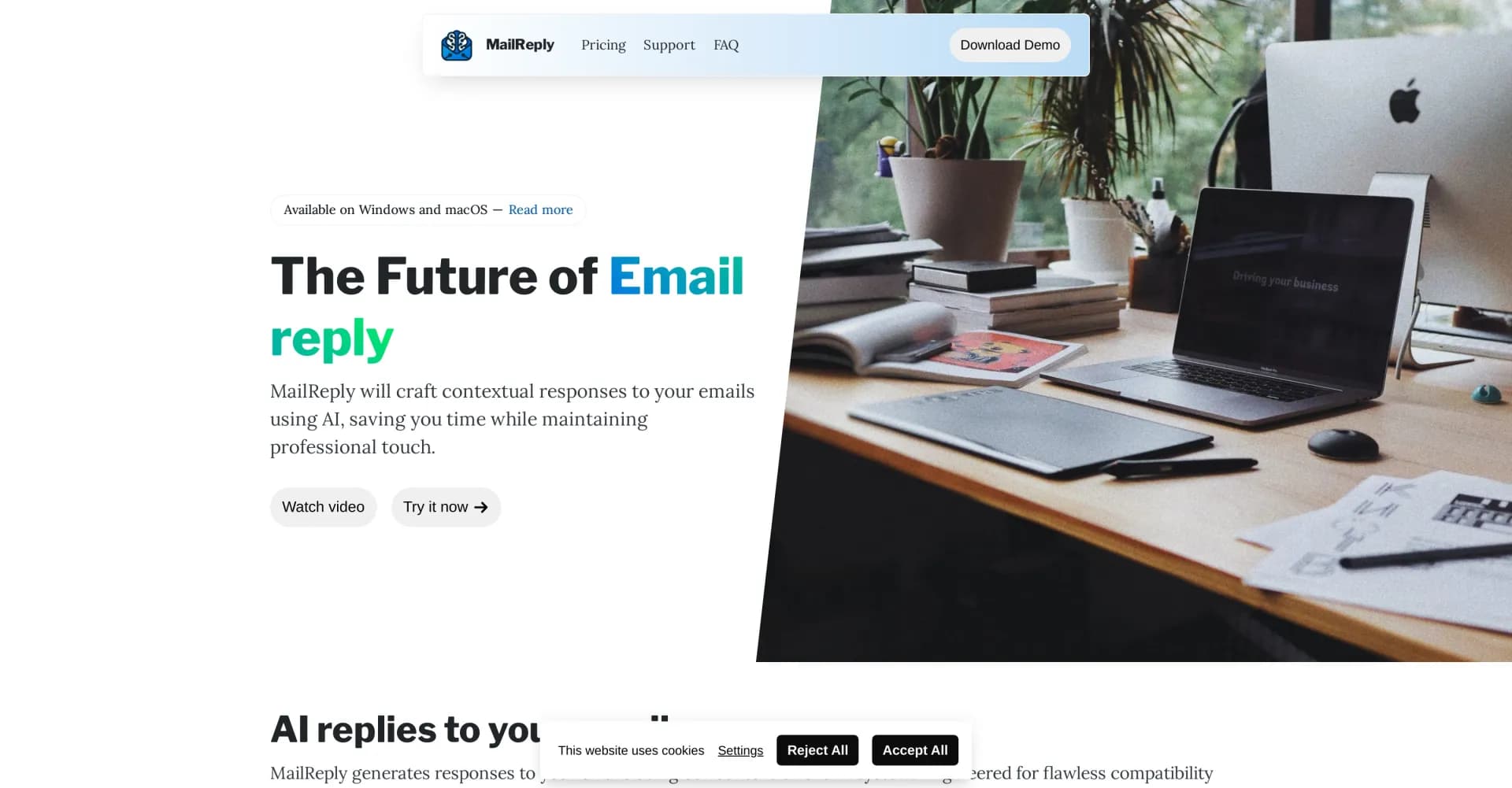 MailReply homepage screenshot — AI crafts professional email replies, saving you time.